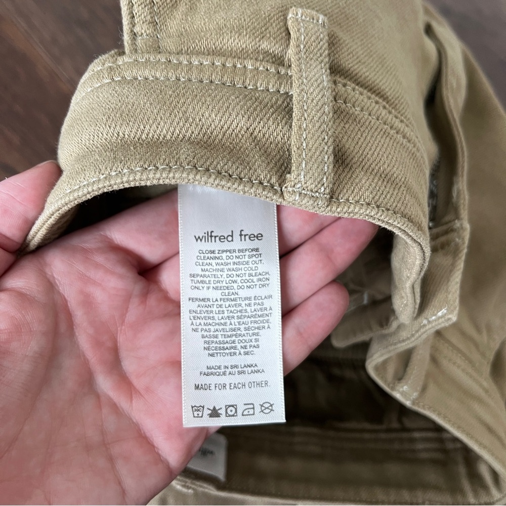 Aritzia Wilfred Free high waisted cargo pants, tan size 00 - Picture 14 of 15